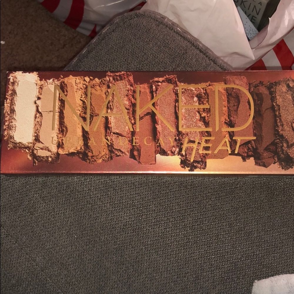 Naked Heat Palette